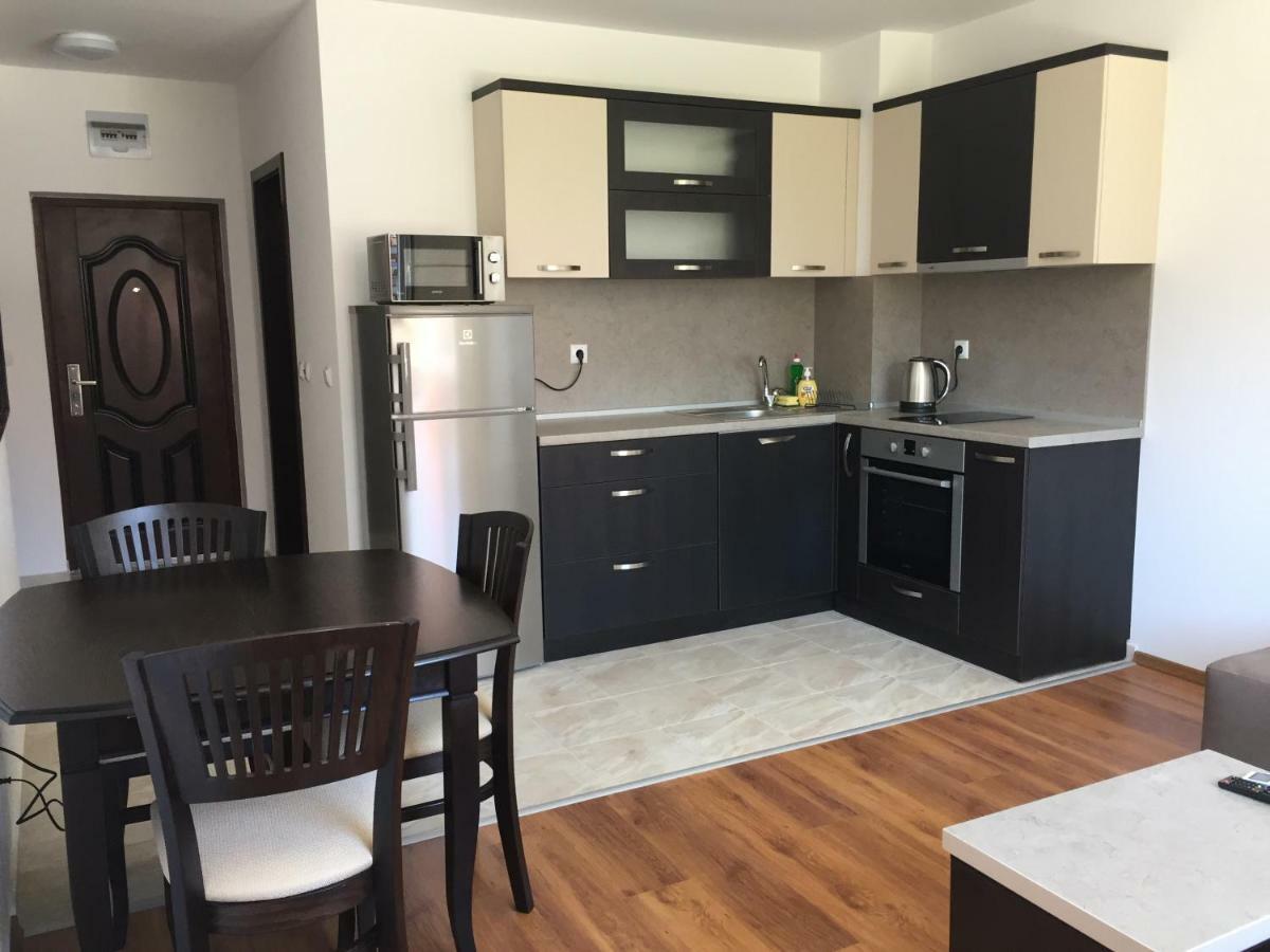 Apartments Dione Pomorie Ngoại thất bức ảnh